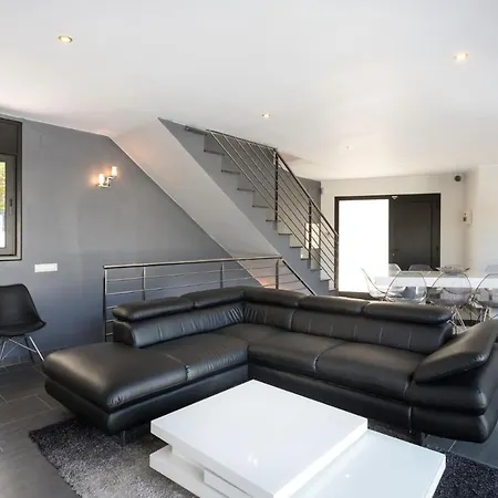 Leeloo - Location Maitikoa