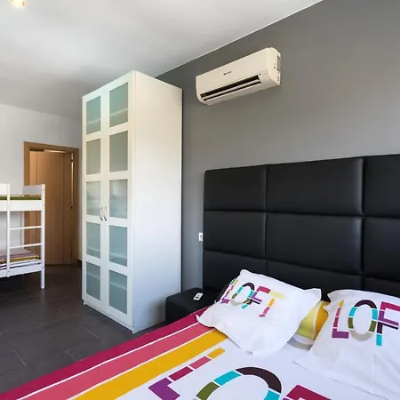 Leeloo - Location Maitikoa * Lloret de Mar