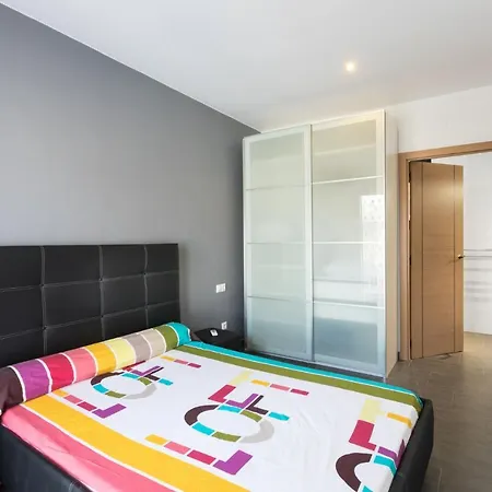 Leeloo - Location Maitikoa Lloret de Mar