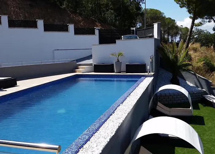 Leeloo - Location Maitikoa Lloret de Mar