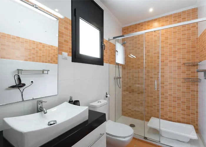 Leeloo - Location Maitikoa * Lloret de Mar